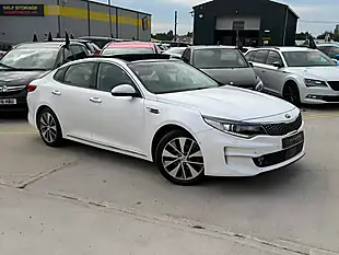 Used 2016 Kia Optima 4 White - Interior and Exterior details 5