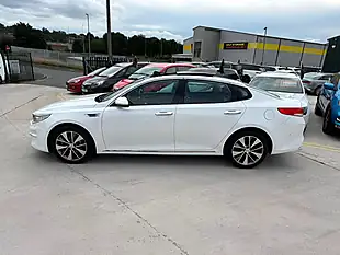 Used 2016 Kia Optima 4 White - Interior and Exterior details 8