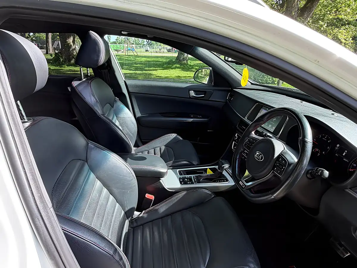 Used 2016 Kia Optima GT-Line S Sportswagon White - Interior and Exterior details 13