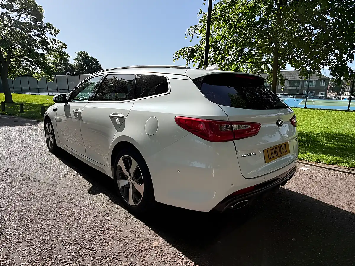 Used 2016 Kia Optima GT-Line S Sportswagon White - Interior and Exterior details 5