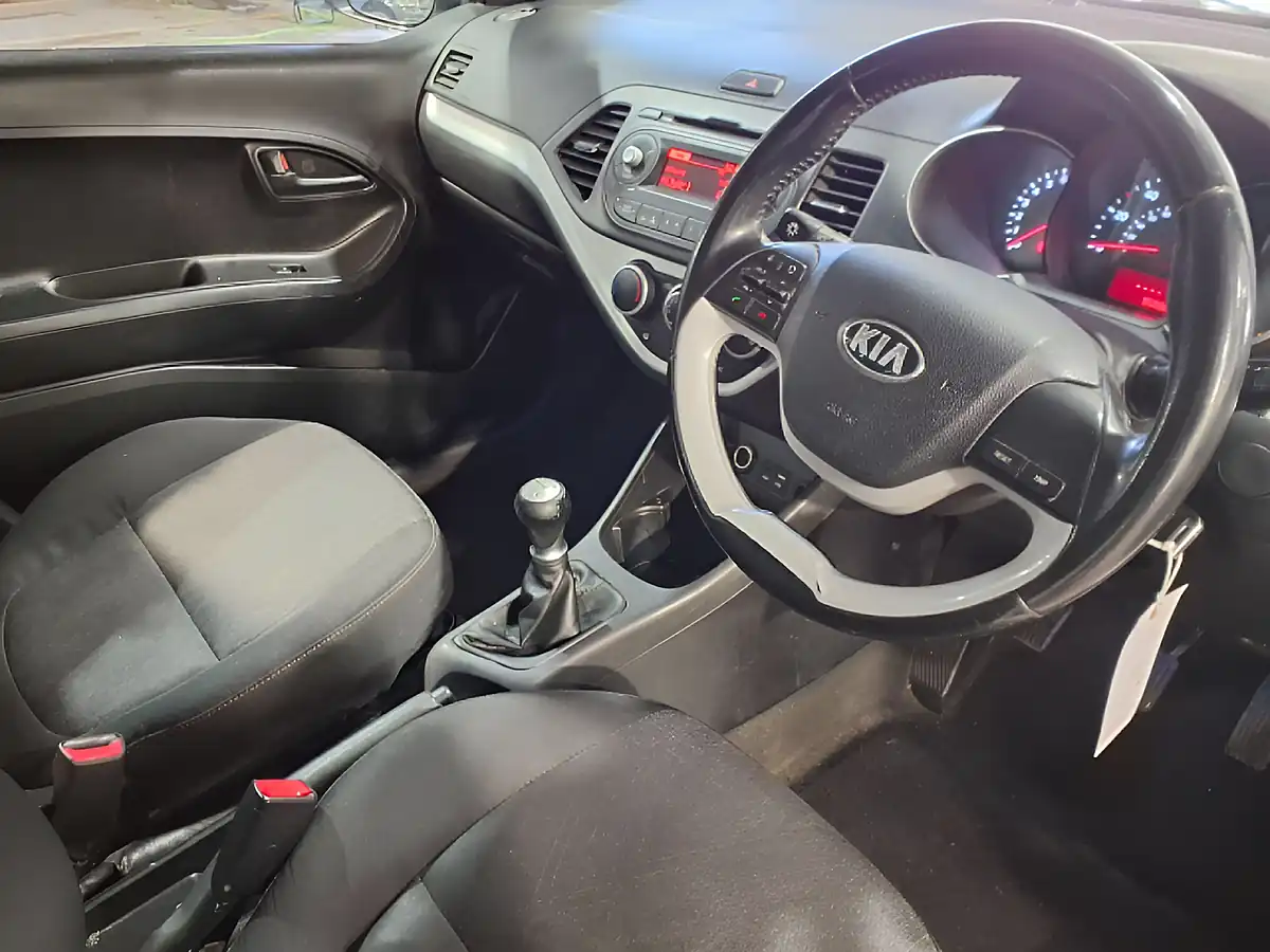 Used 2016 Kia Picanto 1 Air White - Interior and Exterior details 11