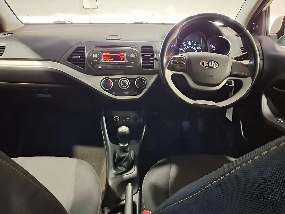 Used 2016 Kia Picanto 1 Air White - Interior and Exterior details 13