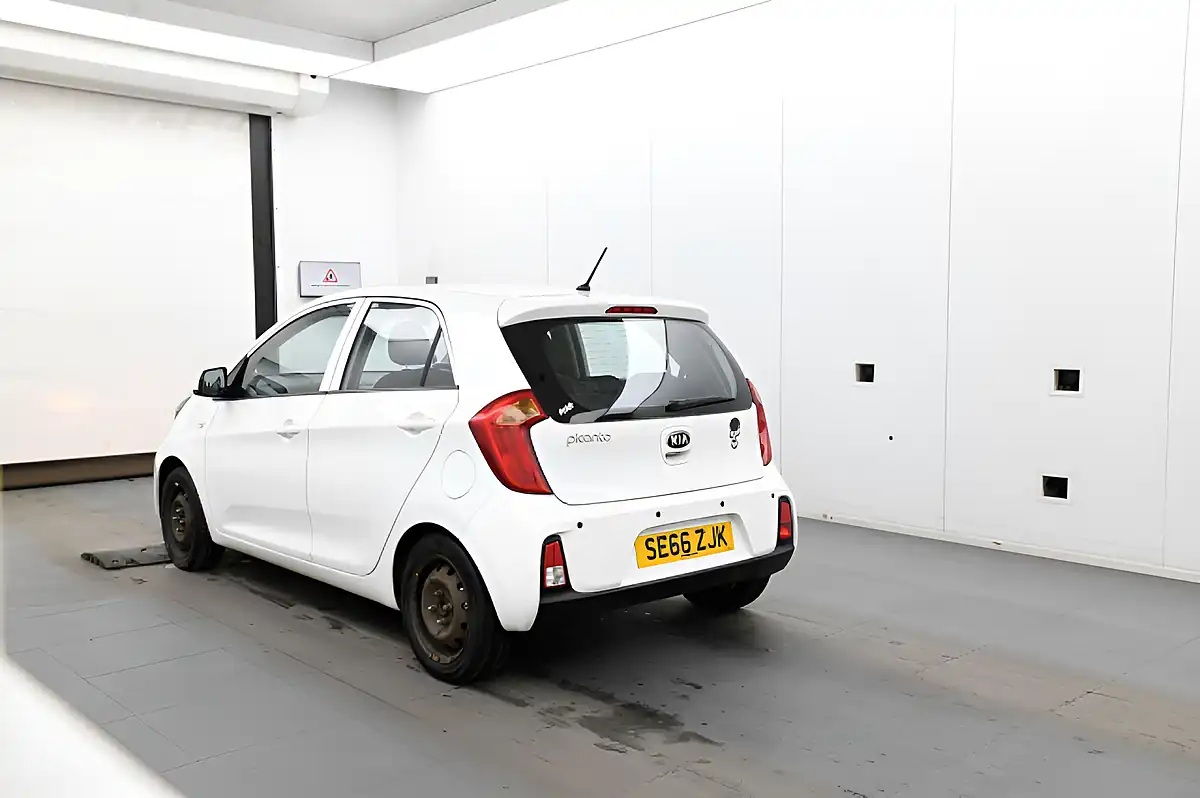 Used 2016 Kia Picanto 1 Air White - Interior and Exterior details 3