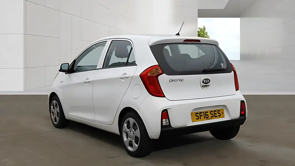 Used 2016 Kia Picanto 1 Air White - Interior and Exterior details 3
