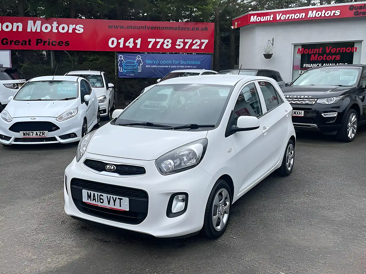 Used 2016 Kia Picanto 1 White - Interior and Exterior details 4