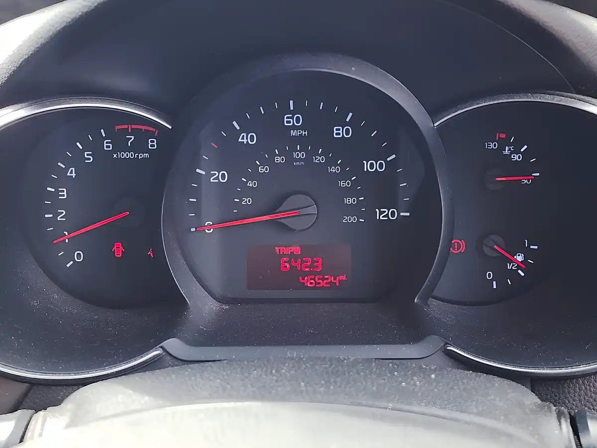 Used 2016 Kia Picanto 2 Black - Interior and Exterior details 9