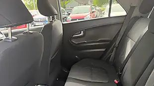 Used 2016 Kia Picanto 2 Silver - Interior and Exterior details 14