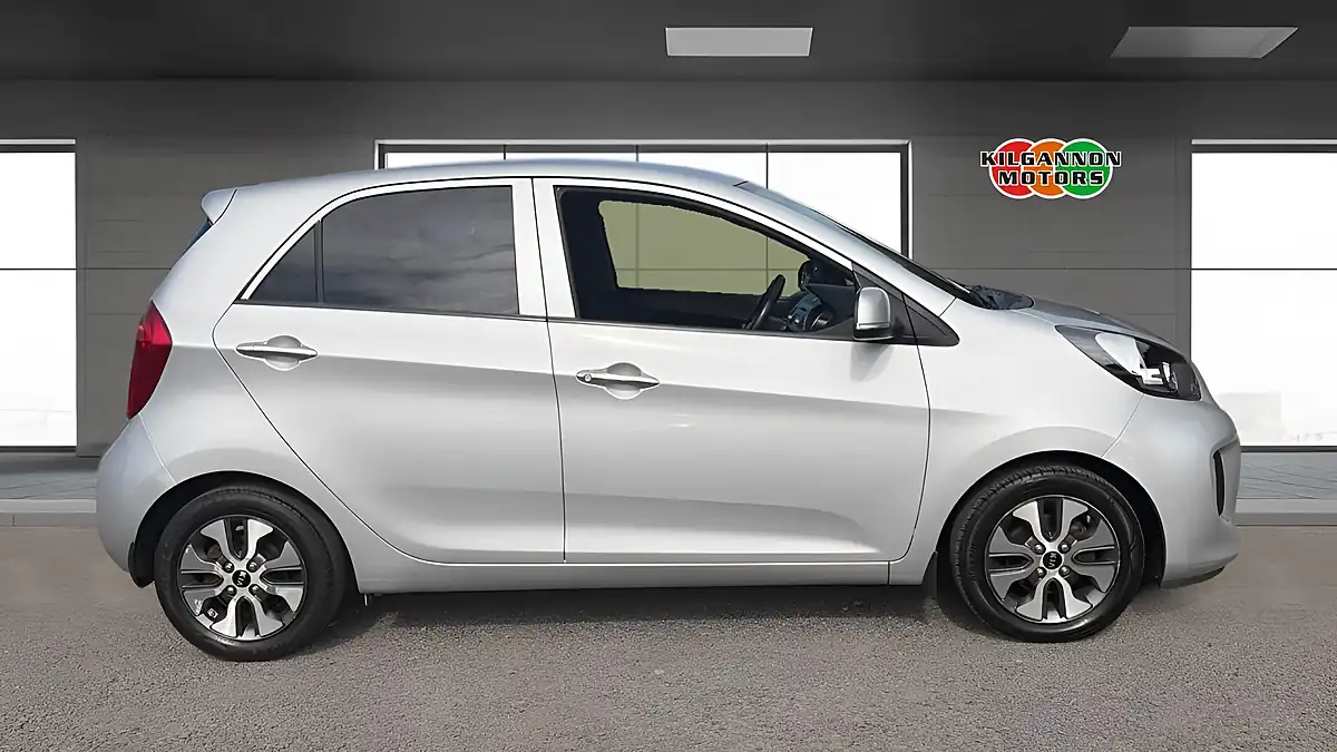 Used 2016 Kia Picanto 2 Silver - Interior and Exterior details 16