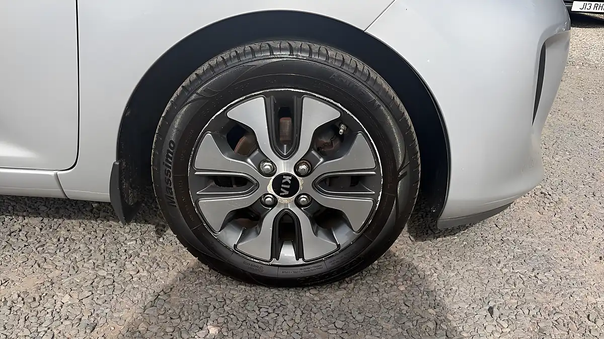 Used 2016 Kia Picanto 2 Silver - Interior and Exterior details 19