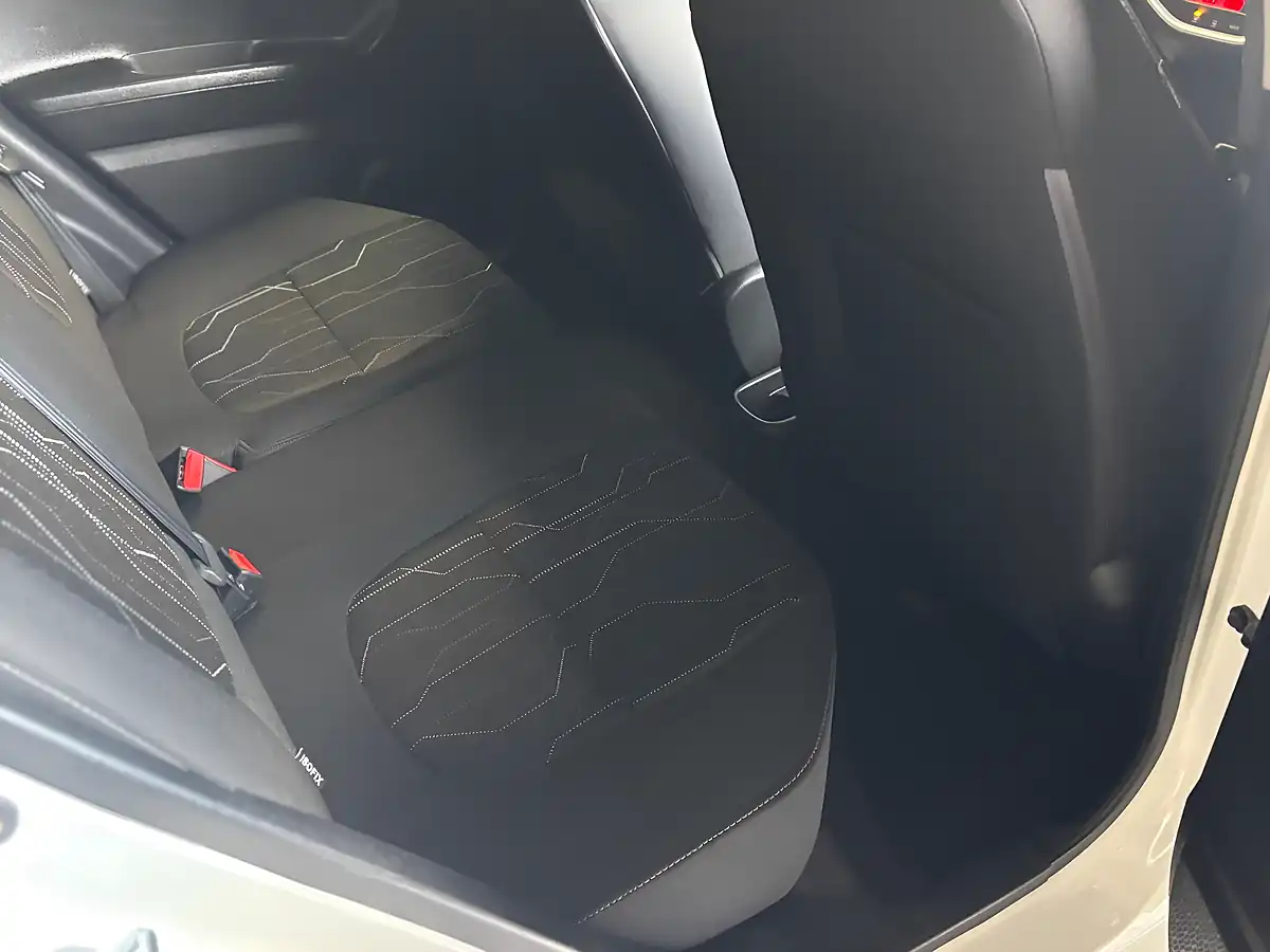 Used 2016 Kia Picanto 3 Snav White - Interior and Exterior details 17