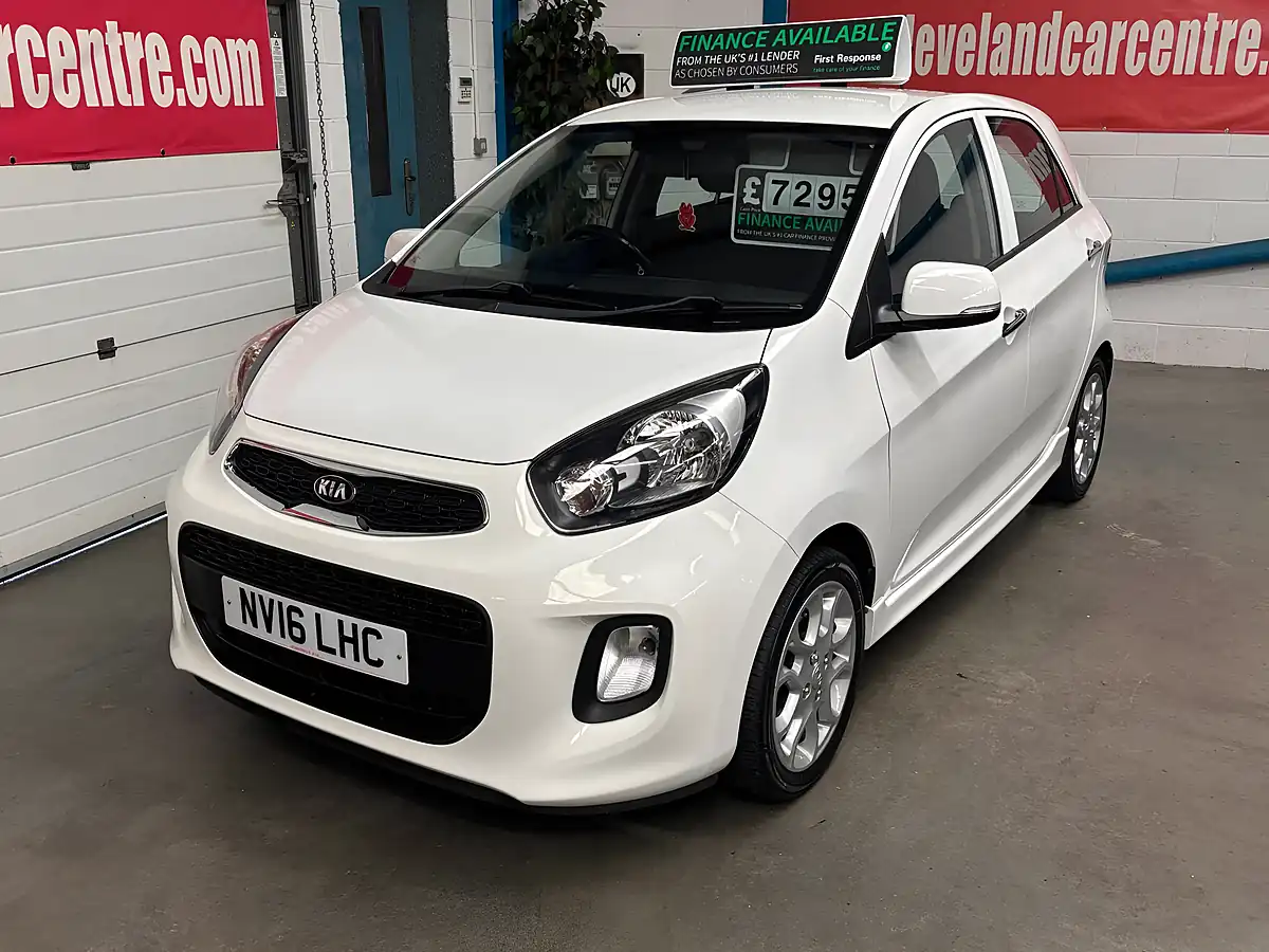 Used 2016 Kia Picanto 3 Snav White - Interior and Exterior details 2