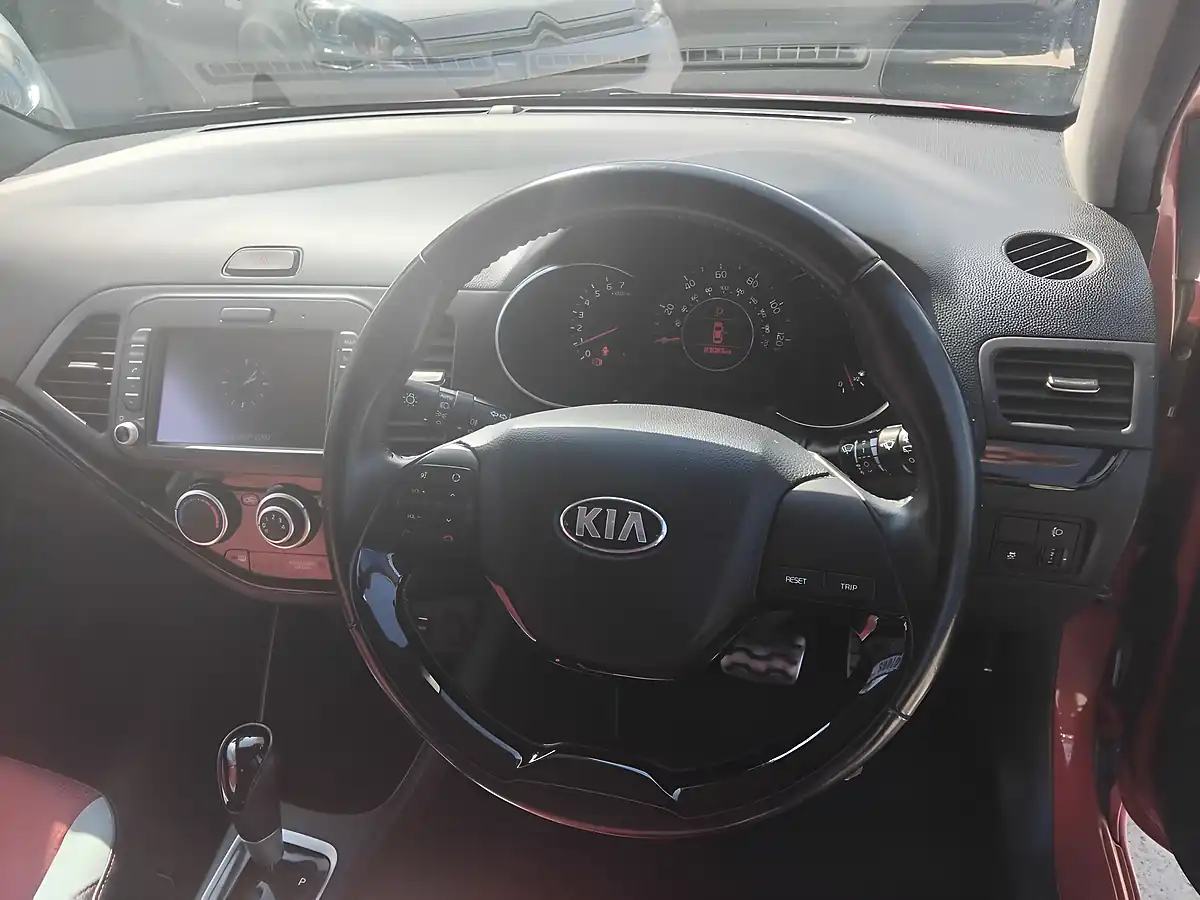 Used 2016 Kia Picanto Chilli - Interior and Exterior details 18