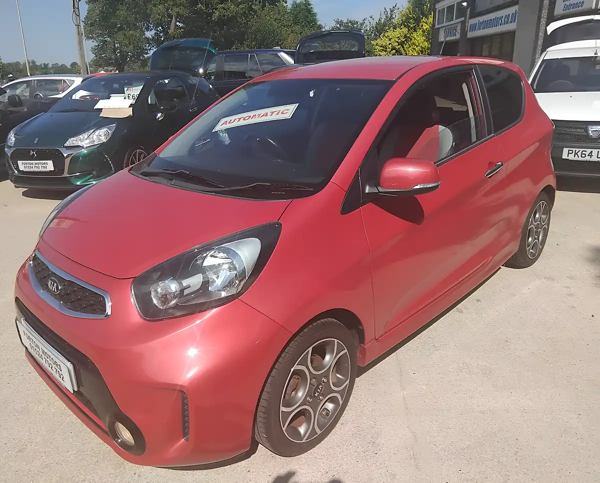 Used 2016 Kia Picanto Chilli - Interior and Exterior details 4
