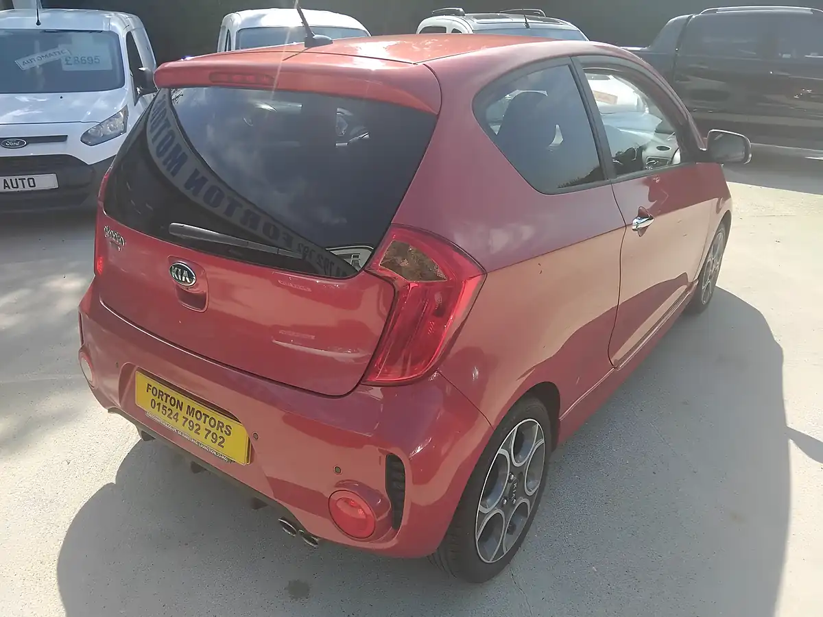 Used 2016 Kia Picanto Chilli - Interior and Exterior details 8
