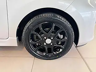 Used 2016 Kia Picanto Ecodynamics 4 Euro 5 (s/S) 5dr Silver - Interior and Exterior details 15