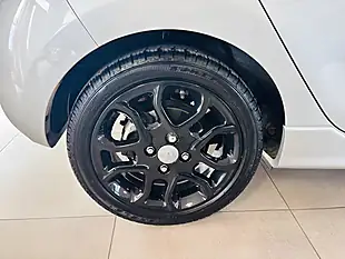 Used 2016 Kia Picanto Ecodynamics 4 Euro 5 (s/S) 5dr Silver - Interior and Exterior details 9