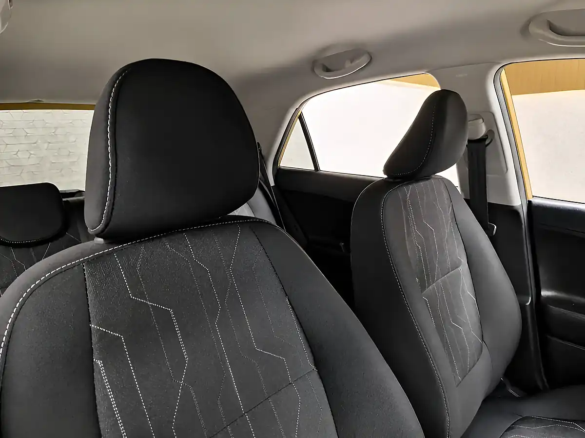 Used 2016 Kia Picanto SR7 Honey Yellow - Interior and Exterior details 13