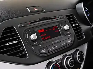 Used 2016 Kia Picanto SR7 Honey Yellow - Interior and Exterior details 4