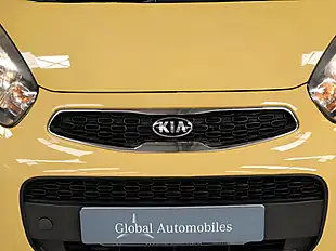 Used 2016 Kia Picanto SR7 Honey Yellow - Interior and Exterior details 7