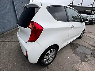 Used 2016 Kia Picanto SR7 White - Interior and Exterior details 11