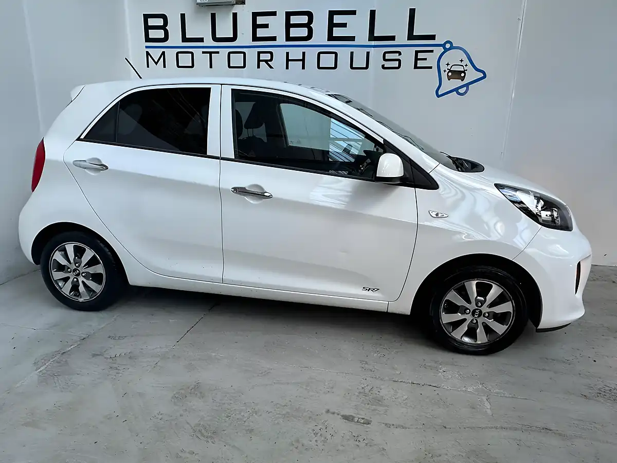 Used 2016 Kia Picanto SR7 White - Interior and Exterior details 8