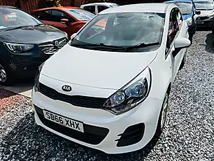 Used 2016 Kia Rio 1 Air White - Interior and Exterior details 11
