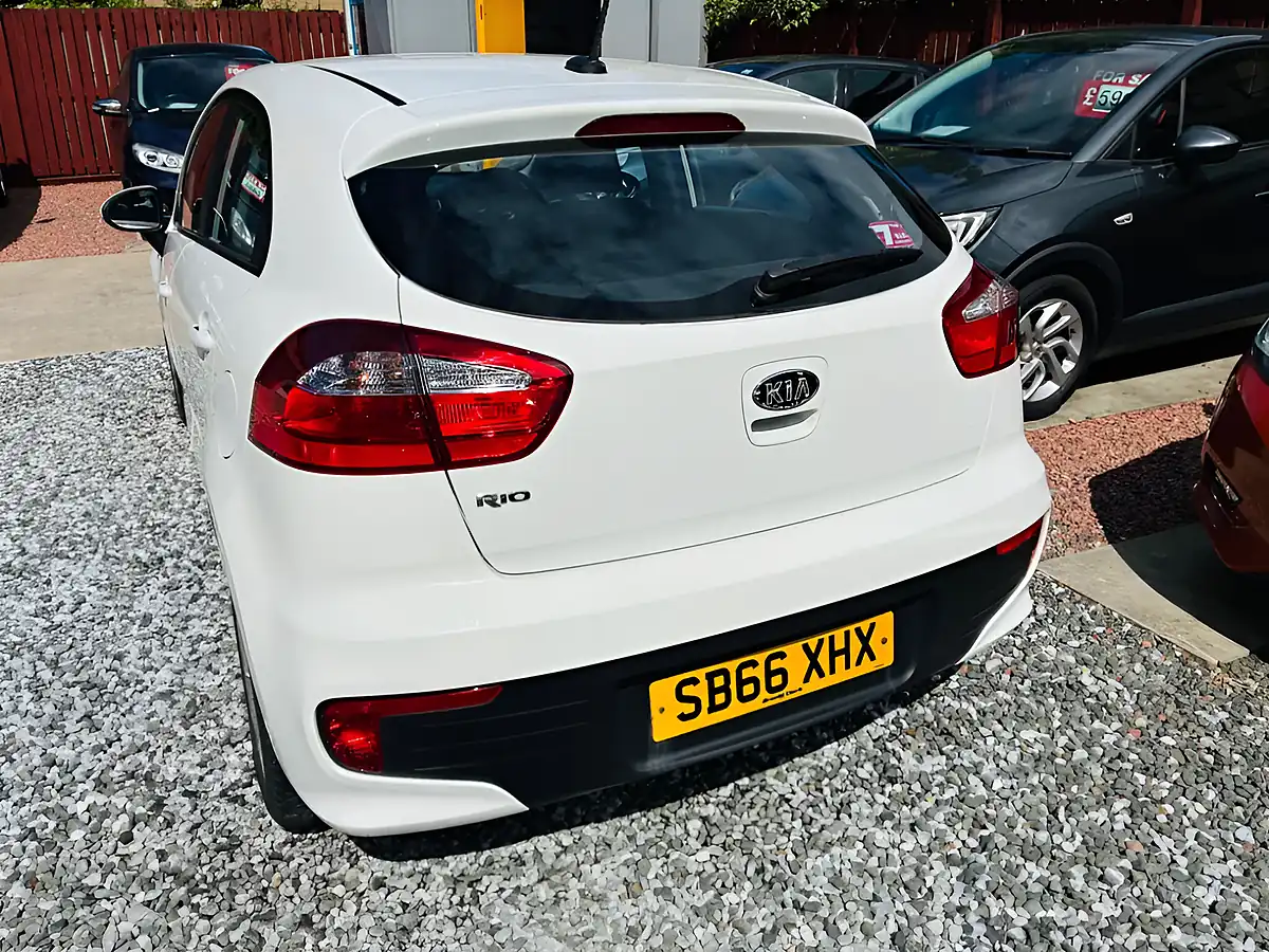 Used 2016 Kia Rio 1 Air White - Interior and Exterior details 14