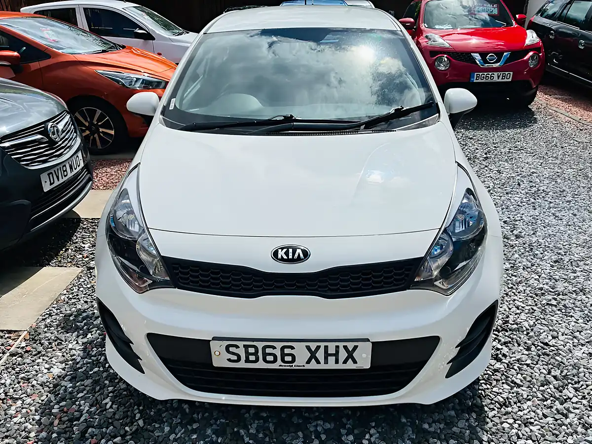 Used 2016 Kia Rio 1 Air White - Interior and Exterior details 3