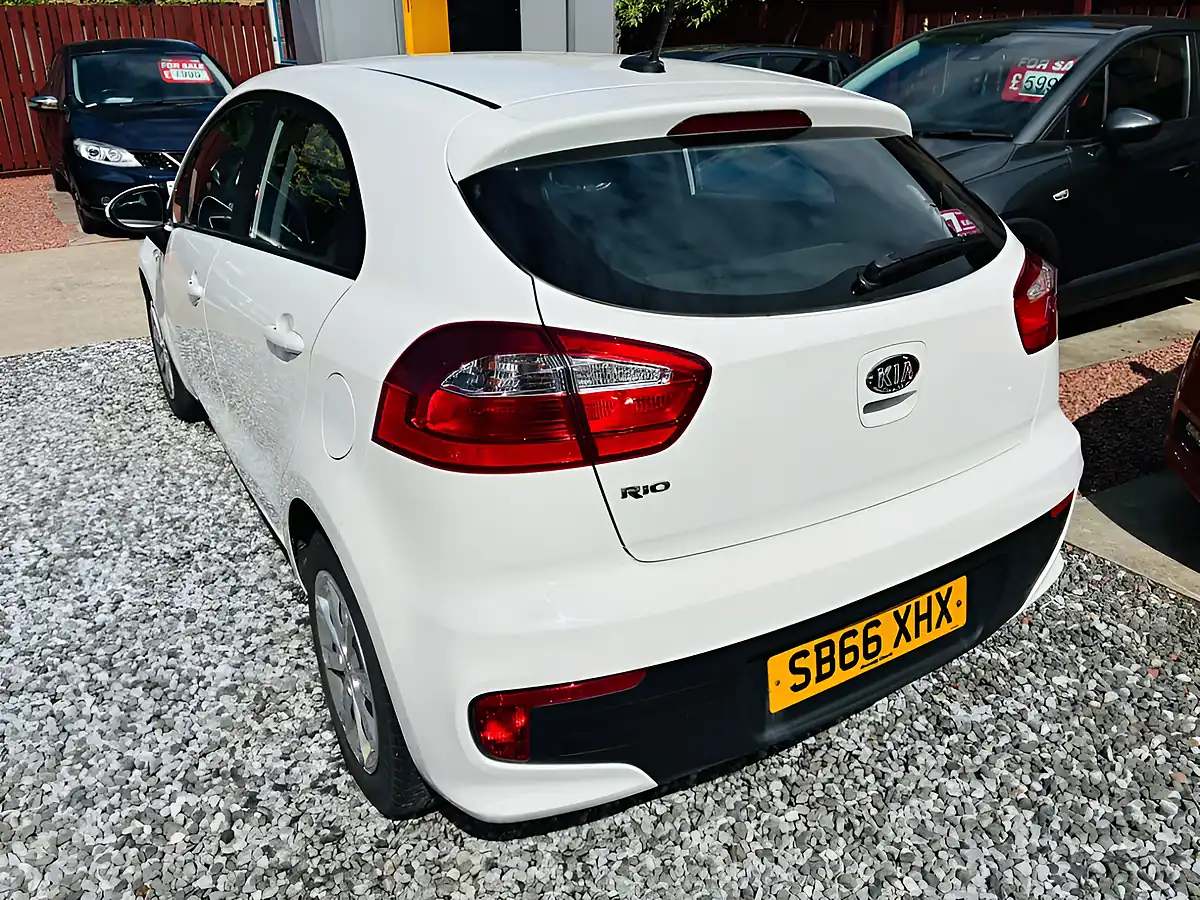 Used 2016 Kia Rio 1 Air White - Interior and Exterior details 5