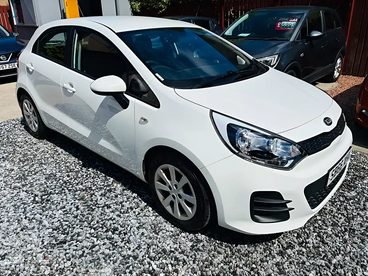 Used 2016 Kia Rio 1 Air White - Interior and Exterior details 6