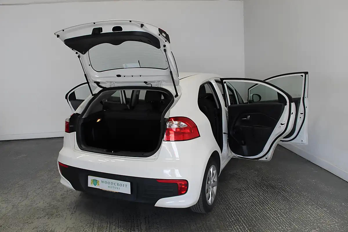 Used 2016 Kia Rio 1 Air White - Interior and Exterior details 10