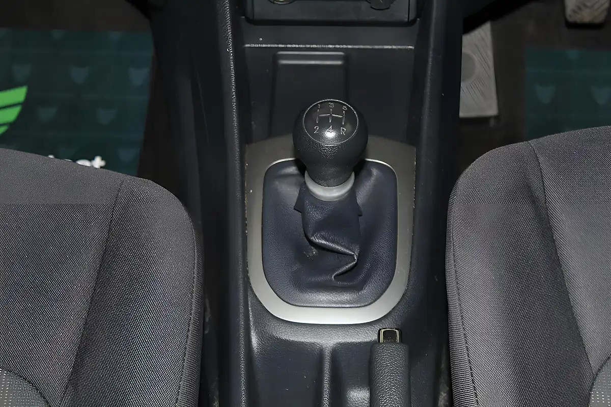 Used 2016 Kia Rio 1 Air White - Interior and Exterior details 15