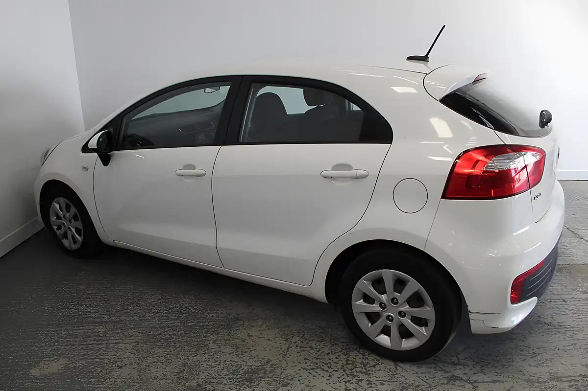 Used 2016 Kia Rio 1 Air White - Interior and Exterior details 7