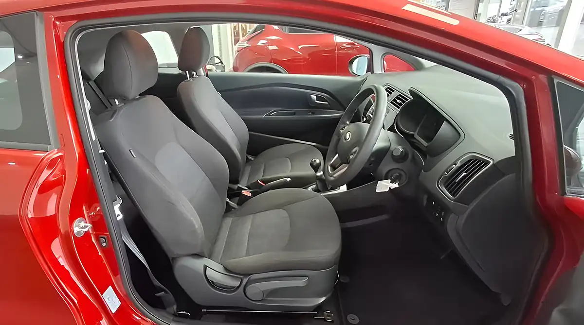 Used 2016 Kia Rio 1 Red - Interior and Exterior details 10