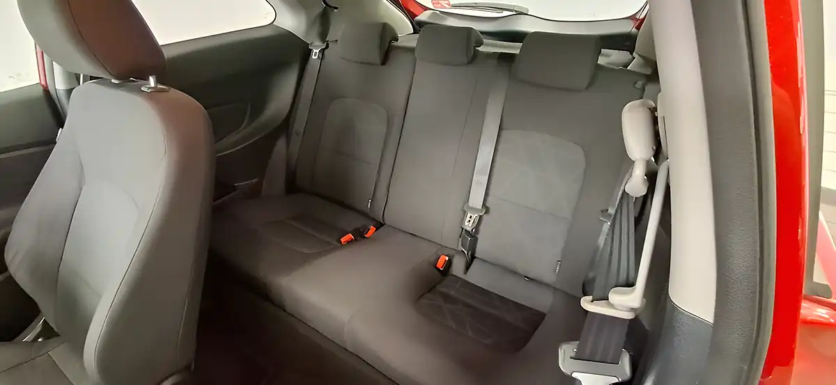 Used 2016 Kia Rio 1 Red - Interior and Exterior details 19