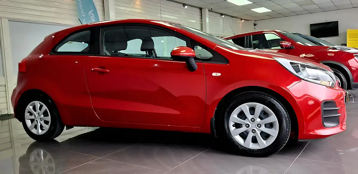 Used 2016 Kia Rio 1 Red - Interior and Exterior details 7