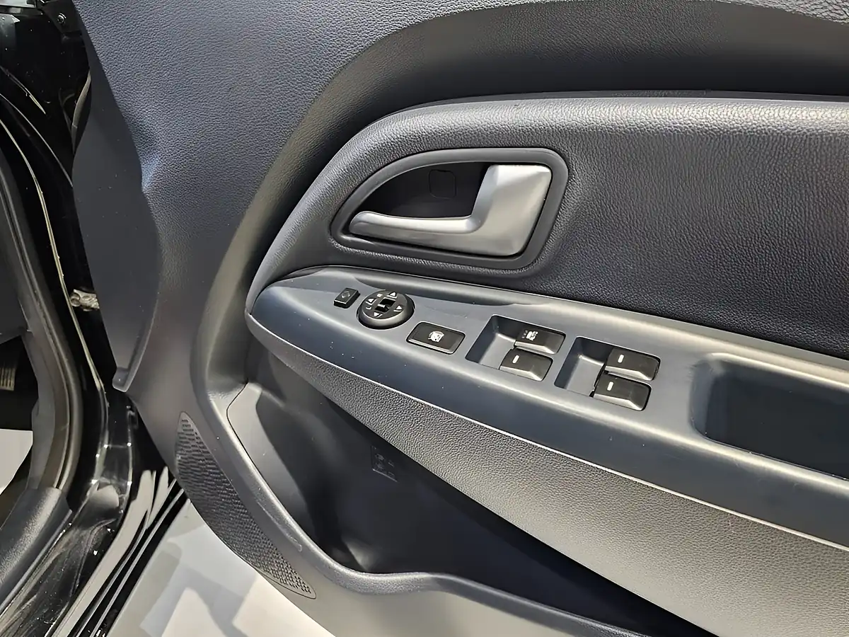 Used 2016 Kia Rio 2 Midnight Black - Interior and Exterior details 12