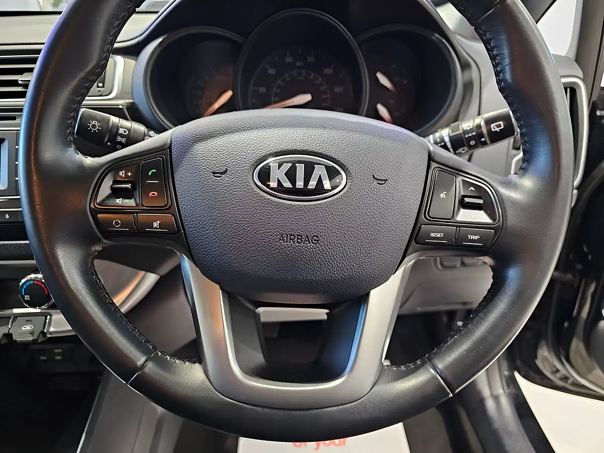 Used 2016 Kia Rio 2 Midnight Black - Interior and Exterior details 13