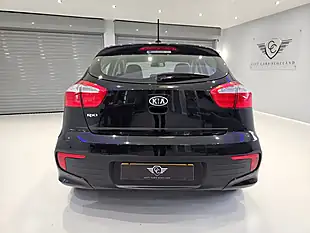 Used 2016 Kia Rio 2 Midnight Black - Interior and Exterior details 5