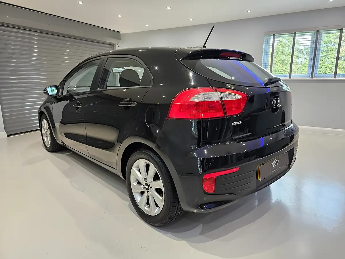 Used 2016 Kia Rio 2 Midnight Black - Interior and Exterior details 6