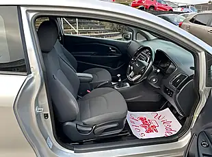 Used 2016 Kia Rio 2 Silver - Interior and Exterior details 10