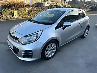 Used 2016 Kia Rio 2 Silver - Interior and Exterior details 4