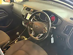Used 2016 Kia Rio 3 Blue - Interior and Exterior details 12