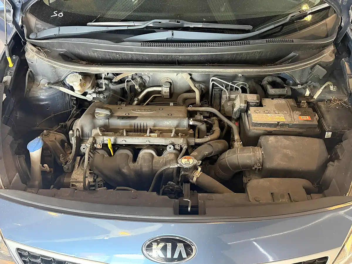 Used 2016 Kia Rio 3 Blue - Interior and Exterior details 20
