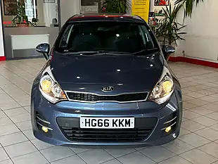 Used 2016 Kia Rio 3 Blue - Interior and Exterior details 3