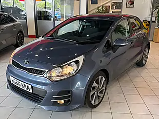 Used 2016 Kia Rio 3 Blue - Interior and Exterior details 4
