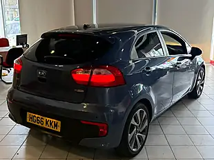 Used 2016 Kia Rio 3 Blue - Interior and Exterior details 9