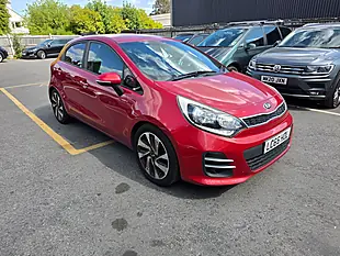 Used 2016 Kia Rio 3 Red - Interior and Exterior details 2