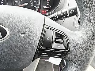 Used 2016 Kia Rio 3dr White - Interior and Exterior details 14