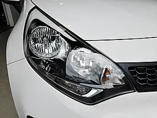 Used 2016 Kia Rio 3dr White - Interior and Exterior details 15